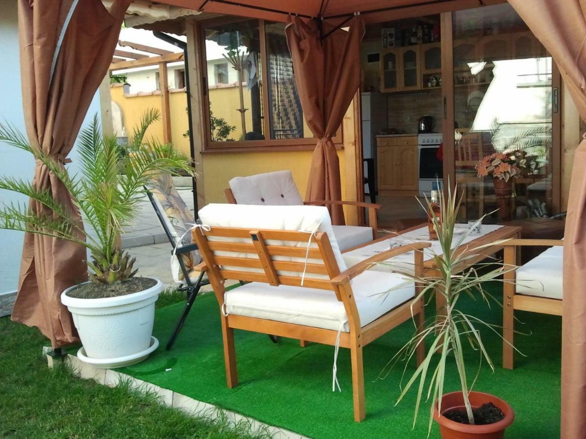 Vila Riviera Černomorec Exteriér fotografie