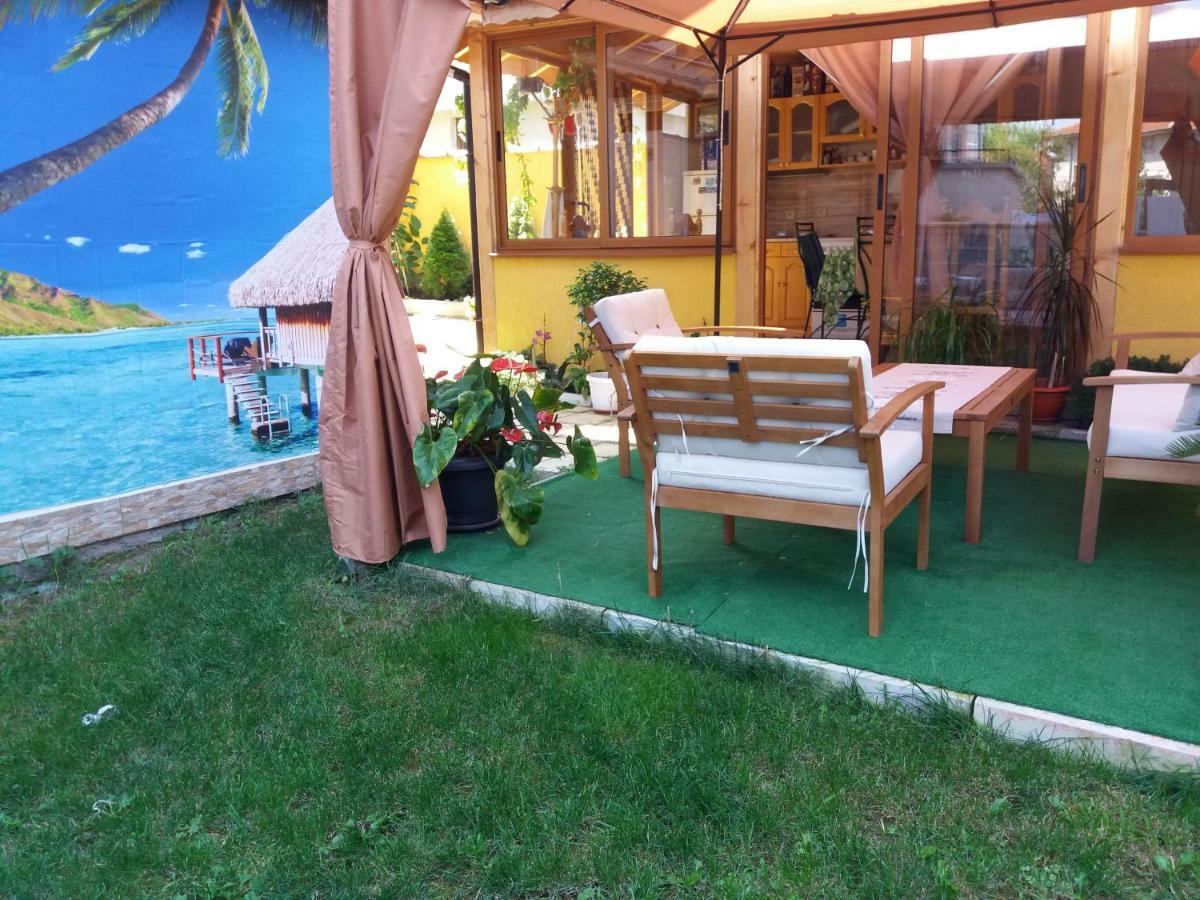 Vila Riviera Černomorec Exteriér fotografie