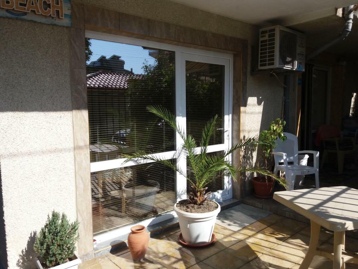 Vila Riviera Černomorec Exteriér fotografie